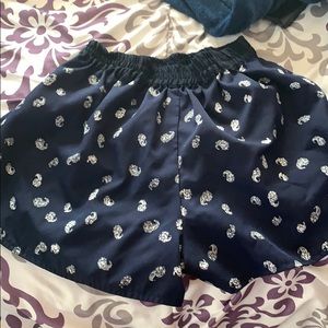 Reversible navy blue shorts